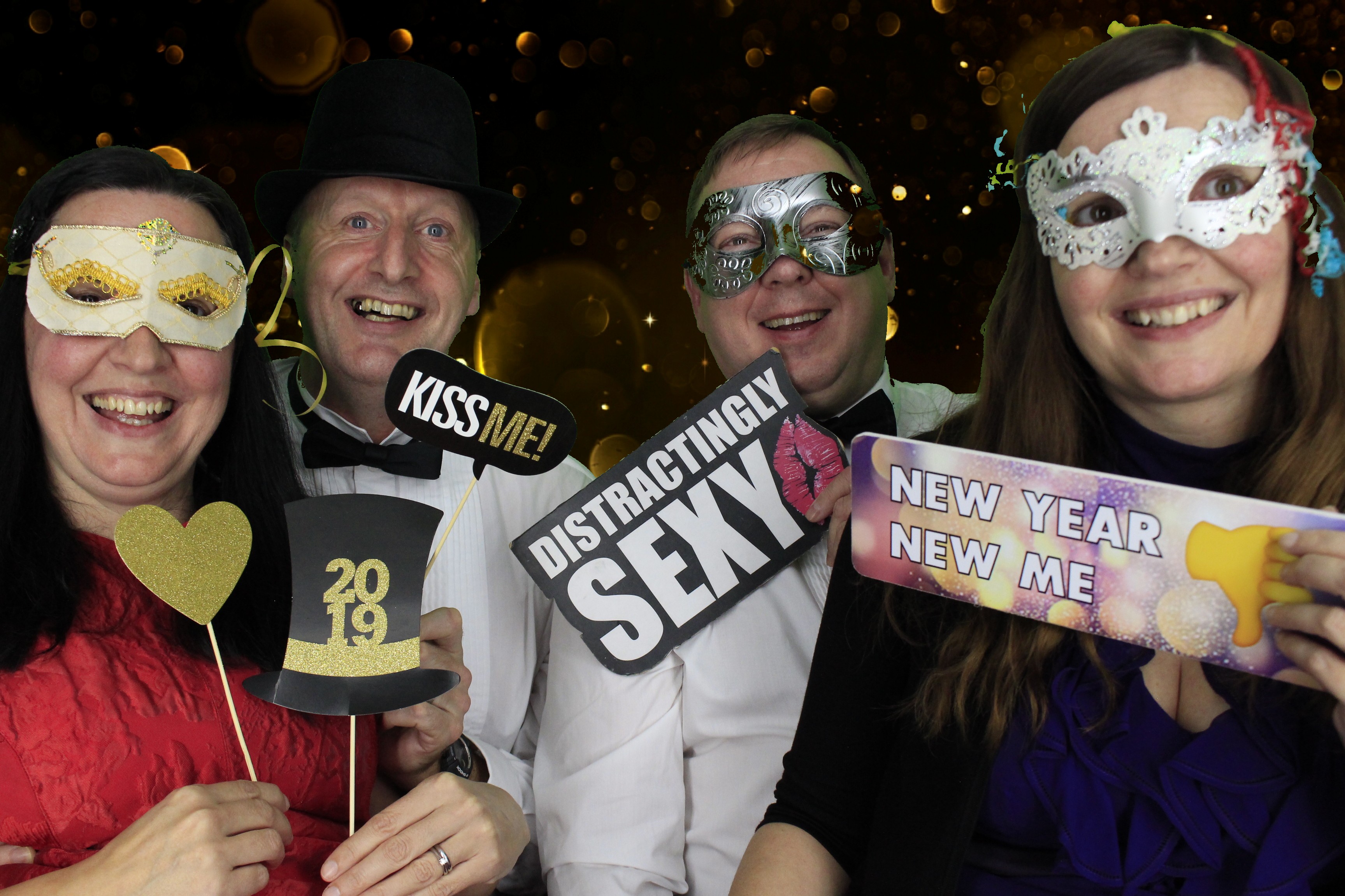 New Years Eve Party Silvermere | View more photos from the event at gallery.myphotoboothexperience.co.uk/u/MyPhotoBoothExperienceLtd/New-Years-Eve-Party-Silvermere